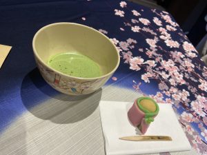 奈良の着付け教室大和美流着物学院「お抹茶とお菓子」