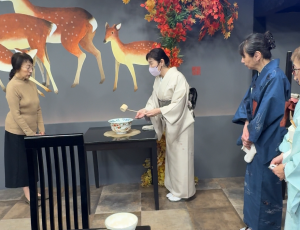 奈良の着付け教室大和美流着物学院「茶道いろは」テーブル茶道つくばい所作