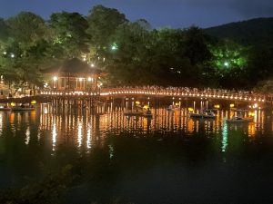 奈良の着付け教室「大和美流着物学院」燈花会浮御堂