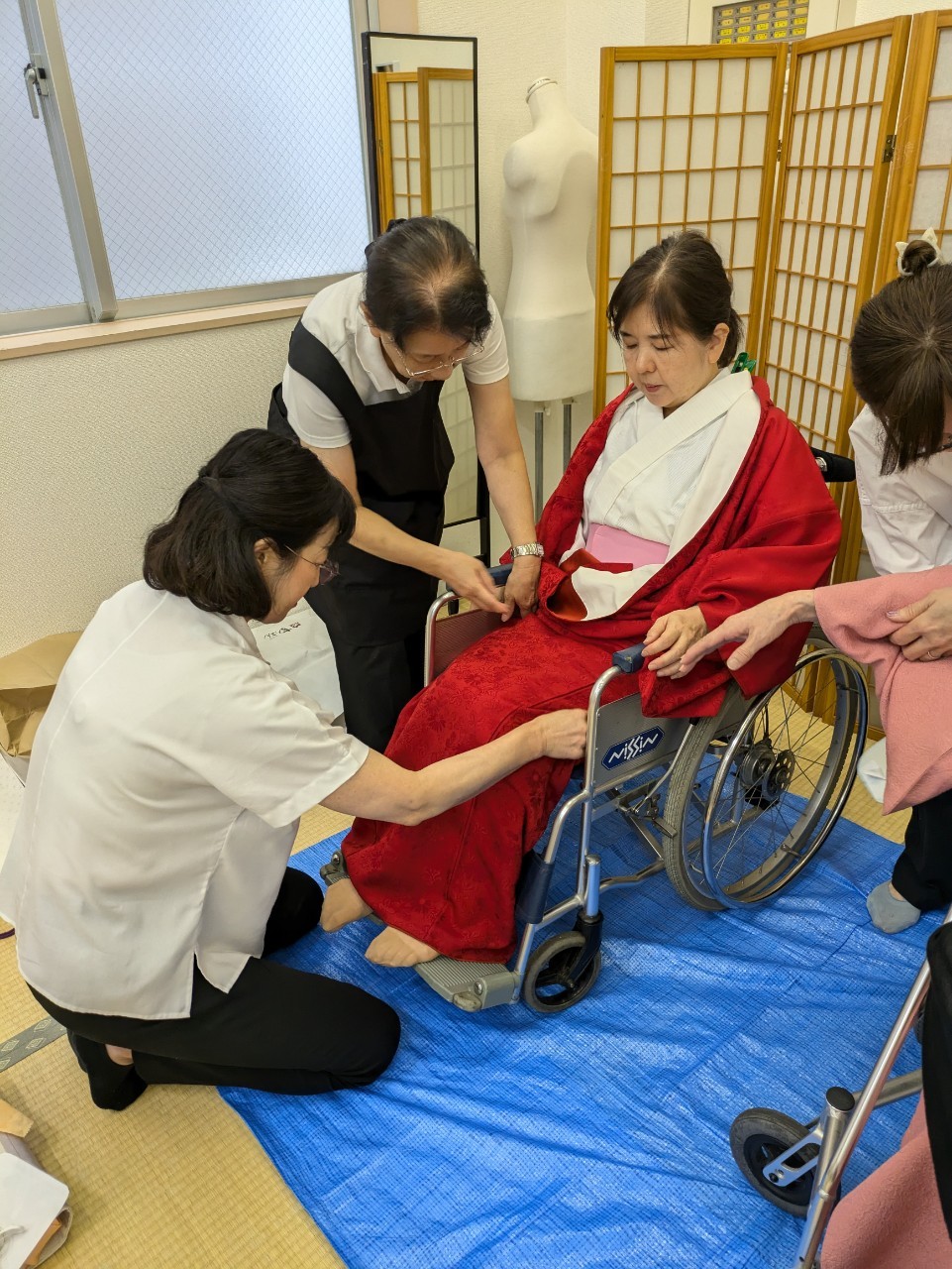 奈良の着付け教室【大和美流着物学院】車いす着付け講習会４回目