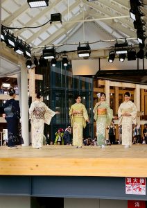奈良の着付け教室【大和美流着物学院】万博着物イベント　和の輪2025