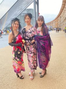 奈良の着付け教室【大和美流着物学院】万博着物イベント　和の輪2025　ドレス着付け