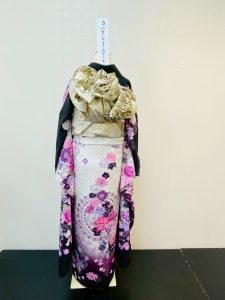 奈良の着付け教室大和美流着物学院「２０２５年創作帯結び」｝3.バタークリーム