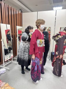 奈良の着付け教室大和美流着物学院「振袖着付け特訓」