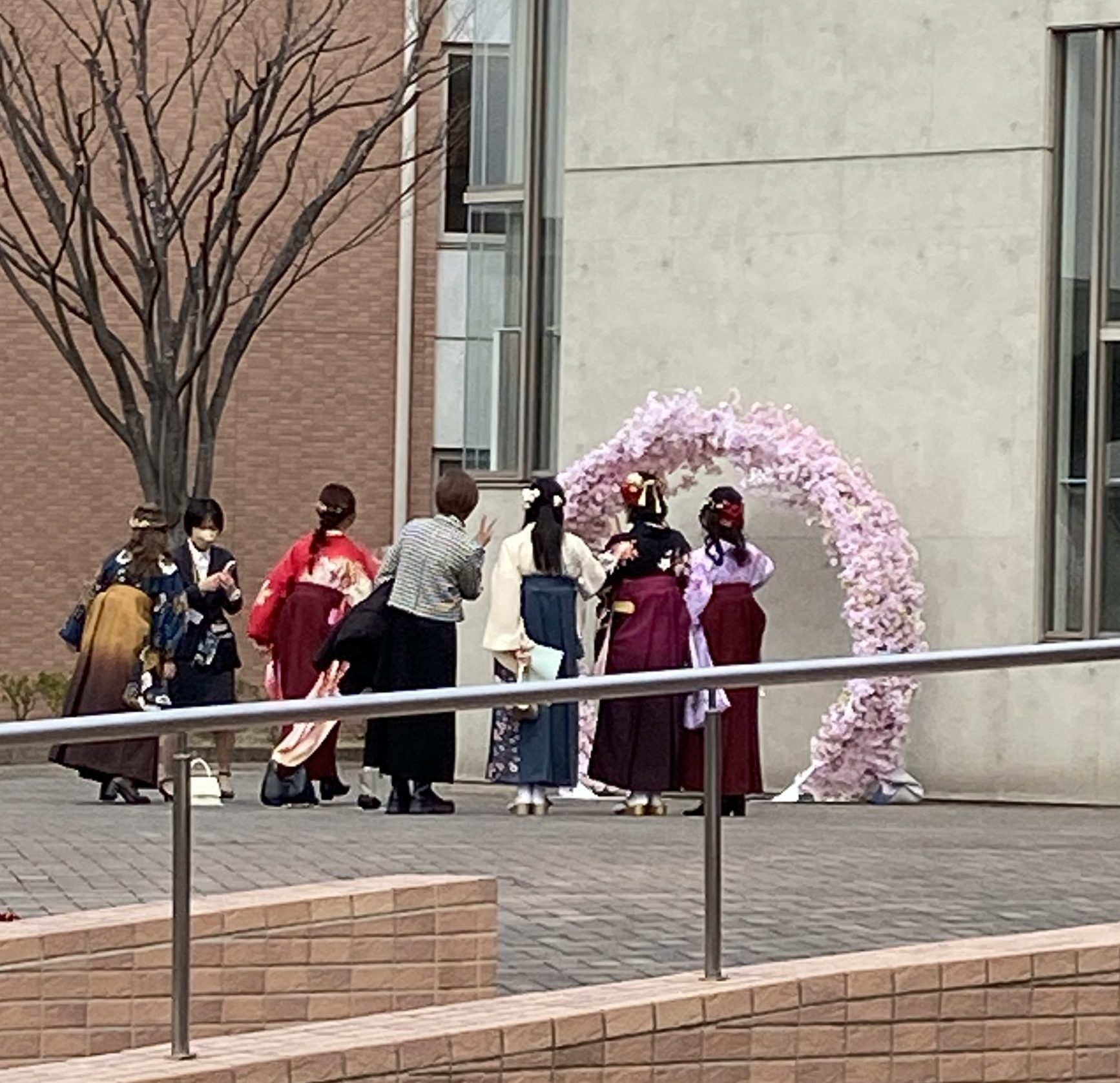 大和美流着物学院卒業式袴着付け