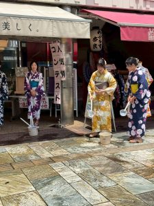 奈良の着付け教室<br>大和美流着物学院<br>彩樂理（さらり）着付け教室<br>🌸ゆかた着方教室＆打ち水大作戦