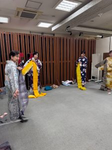 奈良の着付け教室<br>大和美流着物学院<br>彩樂理（さらり）着付け教室<br>🌸ゆかた着方教室＆打ち水大作戦